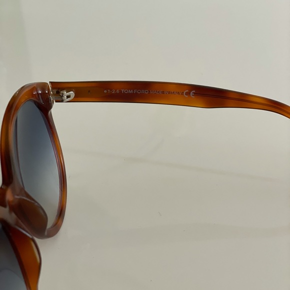TOM FORD Round Sunglasses - Picture 7 of 9